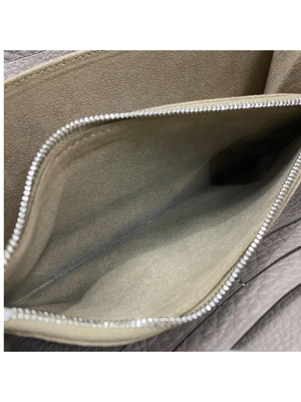 Fendi Wallet Selleria Zip Around Greige Beige Leather